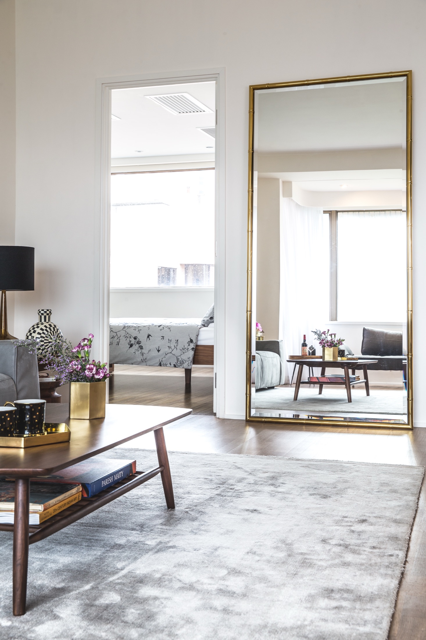 Interior photograph 2 from the Effortless Chic residence