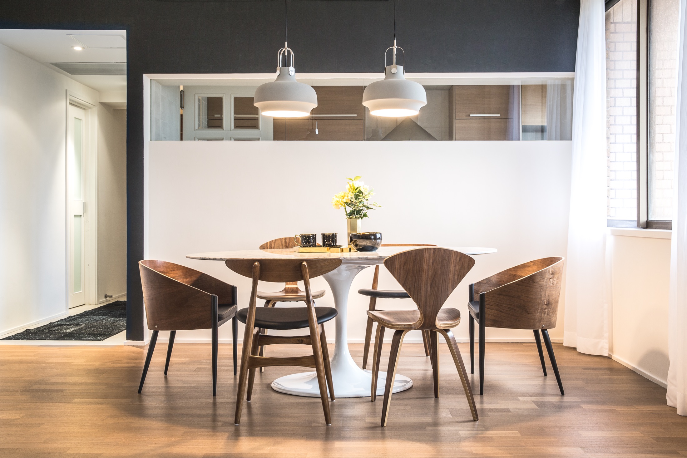 Interior photograph 6 from the Effortless Chic residence