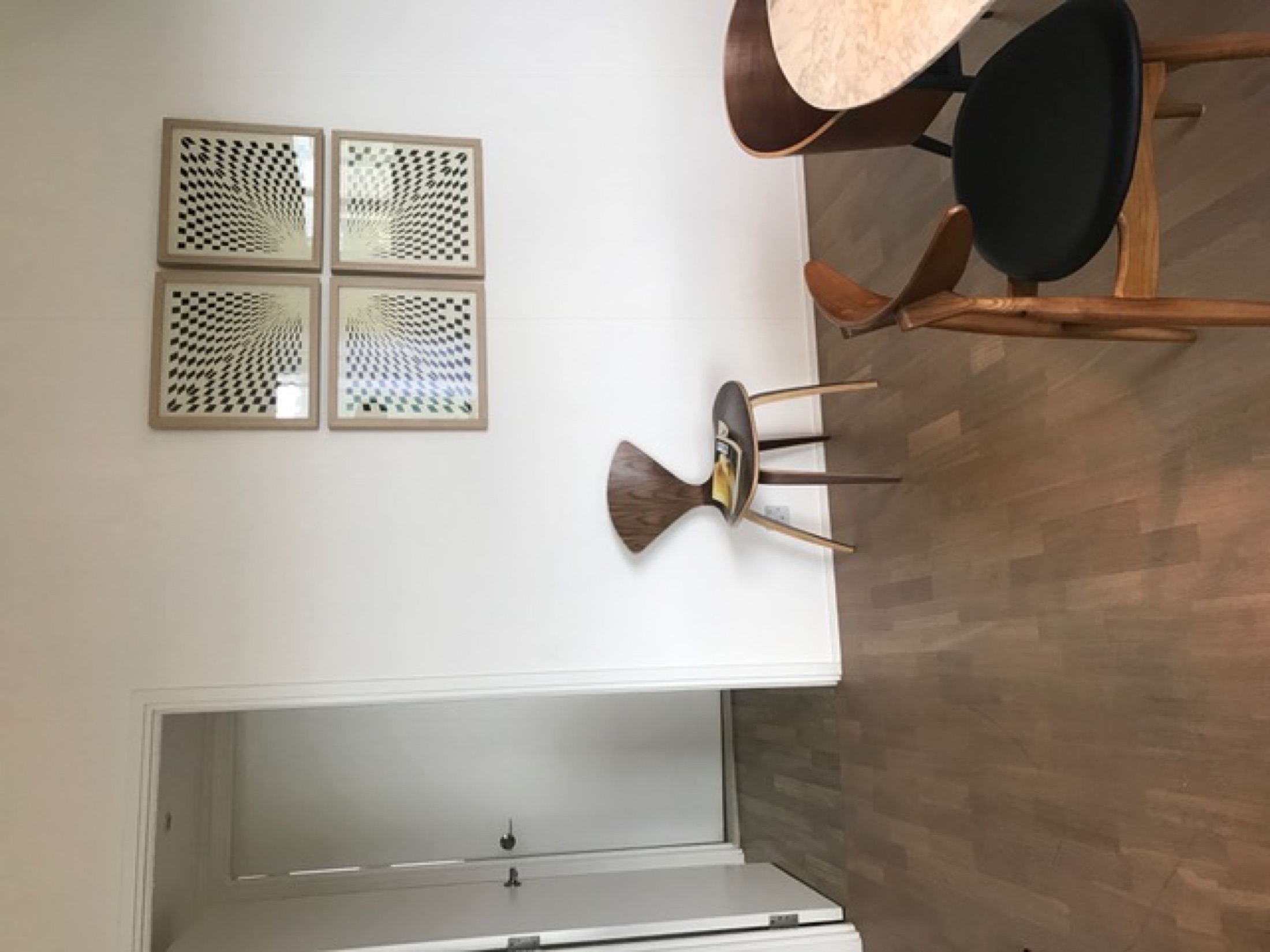 Interior photograph 10 from the Effortless Chic residence