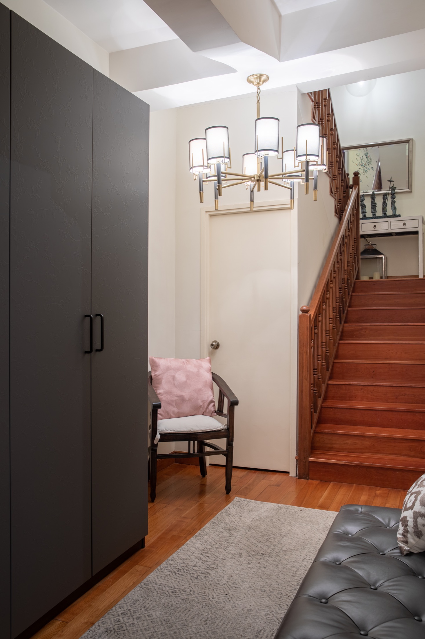 Interior photograph 5 from the Tranquility residence